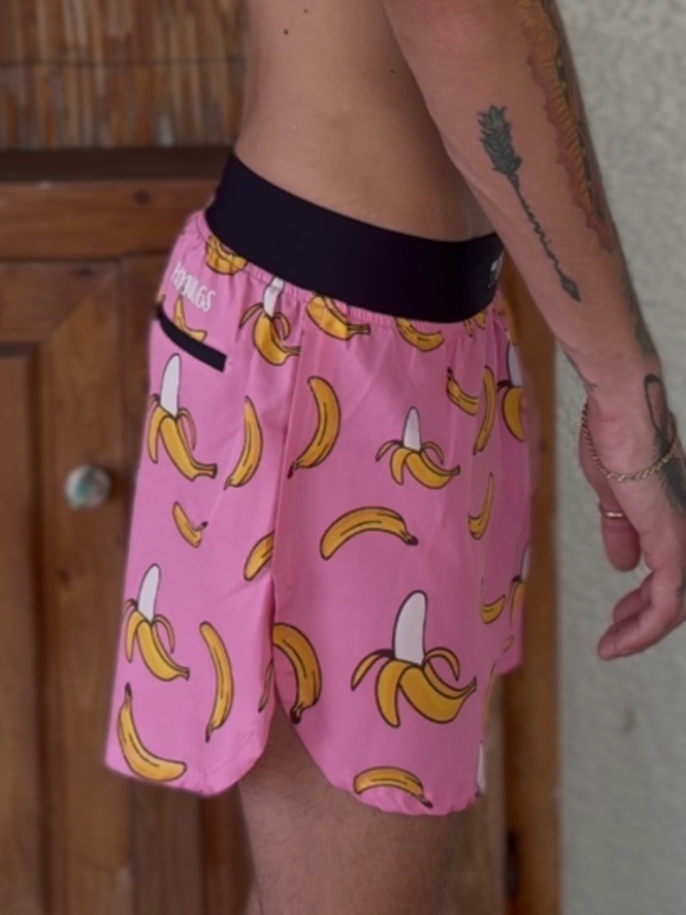 ChicknLegs Pink Banana Split Running Shorts Men’s S - Picture 2 of 6